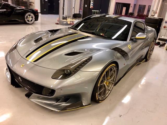 How to detail a Ferrari?