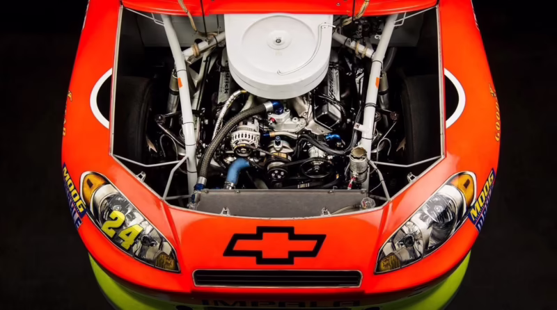 ¿Qué hace que los motores de NASCAR sean diferentes?