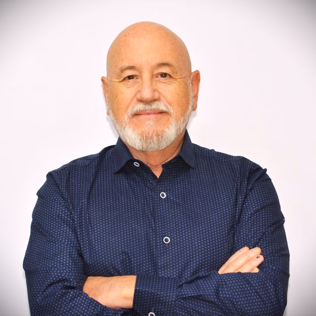 ¿Cuánto sale OSDE 210 por mes?