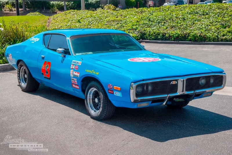 Who won the race at Bowman Gray in 1971?