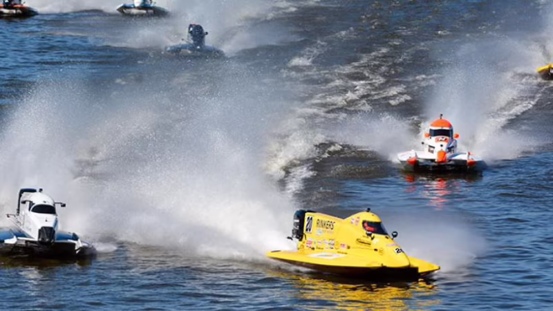 ¿Cuál es la diferencia entre los barcos f1 y f2?