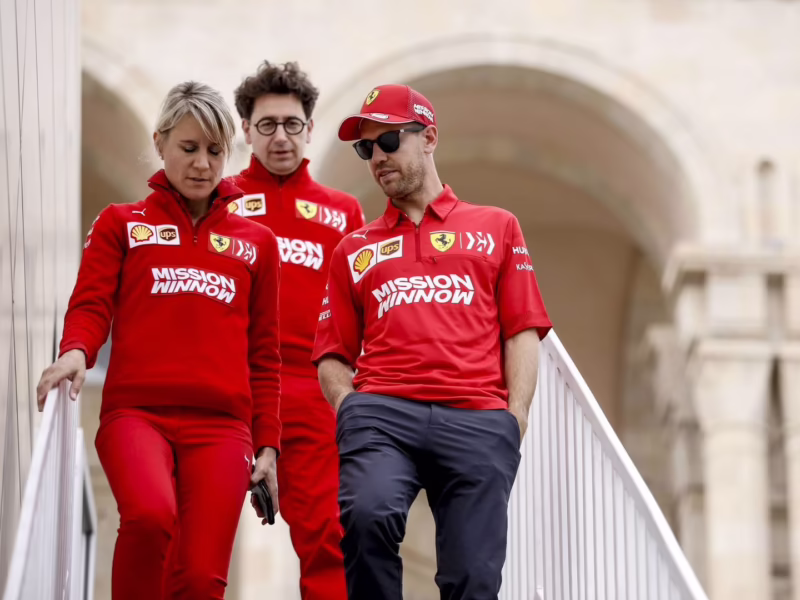 ¿Quién es el asistente personal de Charles Leclerc?