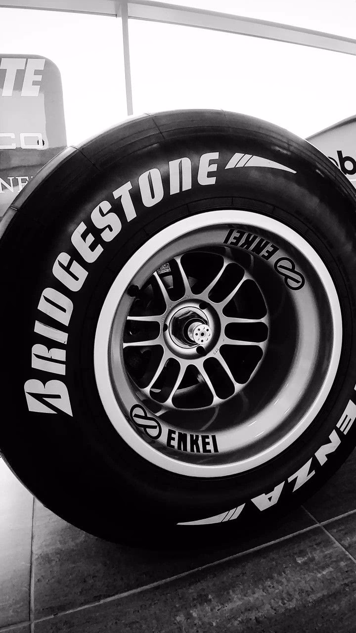 Does Enkei make F1 wheels?