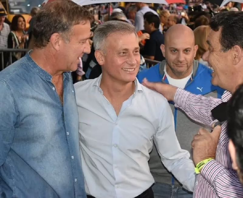 ¿Cuántos años tiene Esteban Aviles?