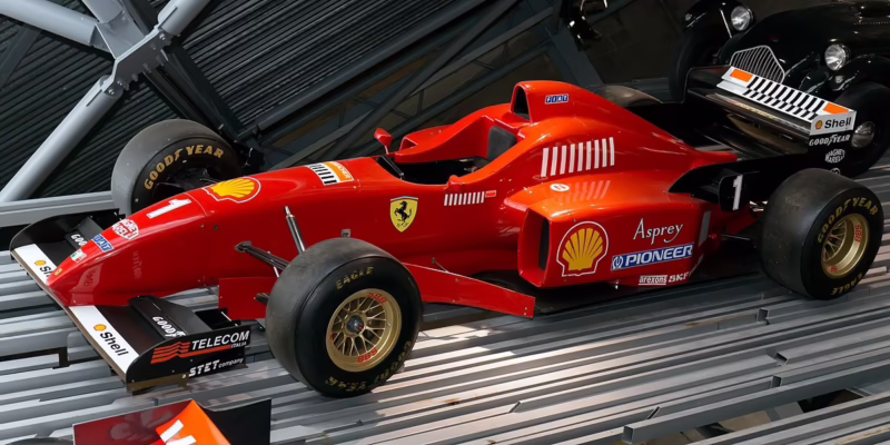 What does F mean in Ferrari?