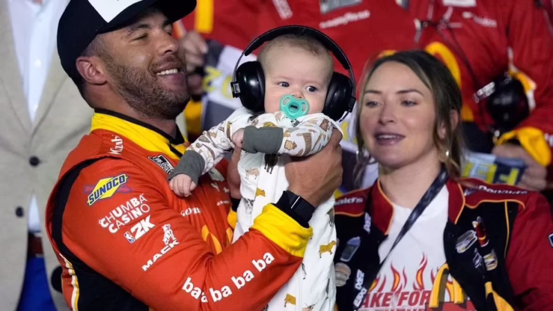 Does Amanda Wallace have a family?