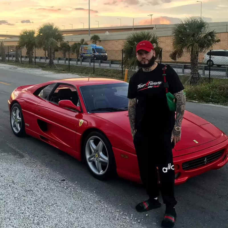 ¿Qué empresas tiene Farruko?