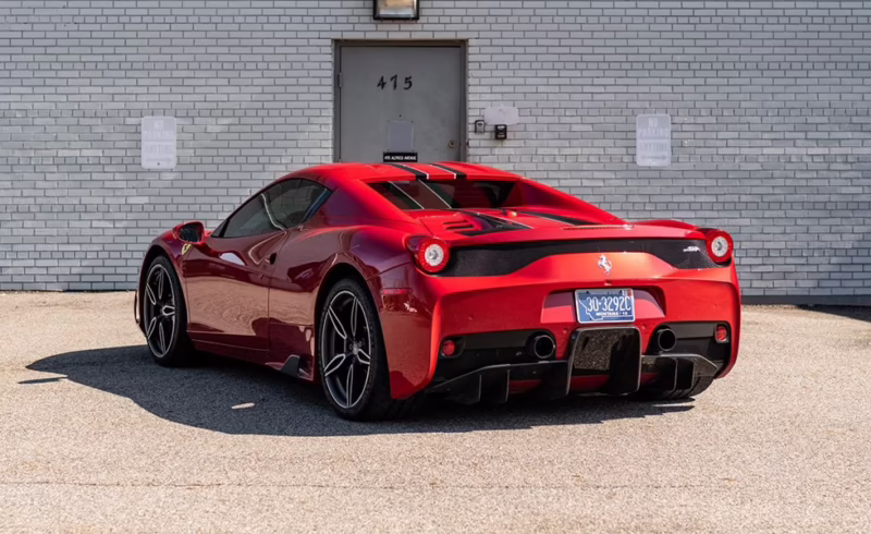 ¿Es legal la calle 458 Speciale?