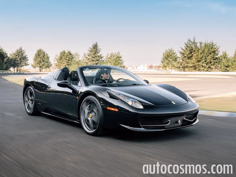 ¿Cuánto vale un Ferrari Spider en Colombia?