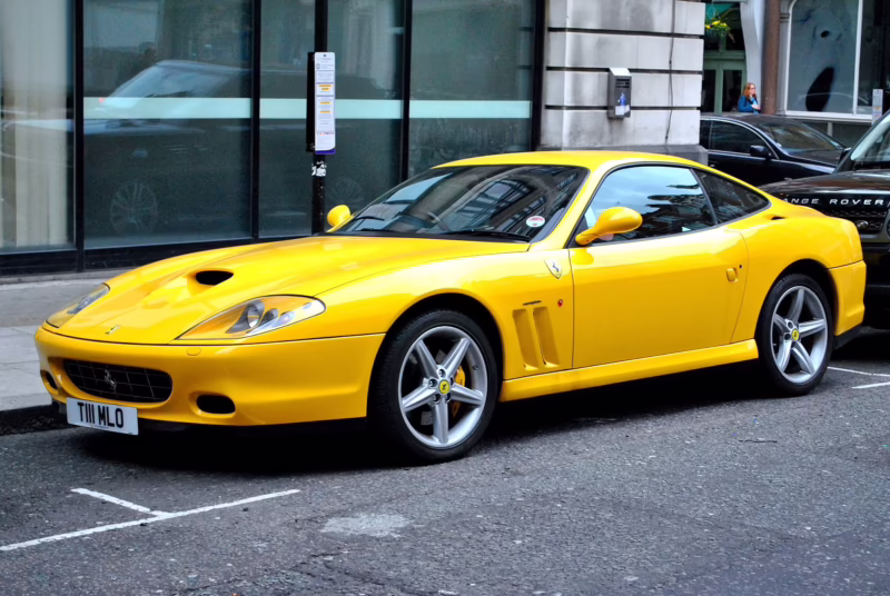 ¿Cuanto cuesta un Ferrari 575?