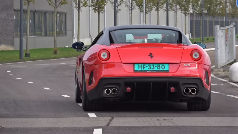 Does the 599 have the same engine as the Enzo?