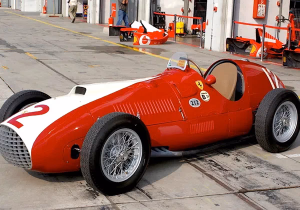 ¿Cuántas carreras ganó Froilan González?