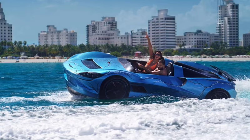 ¿Qué coche puede meterse al agua?