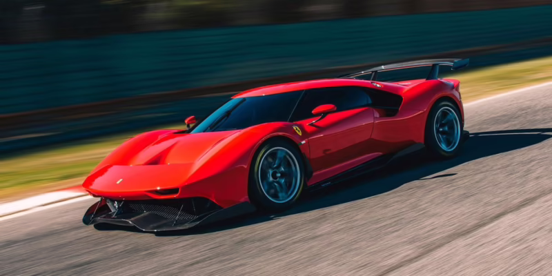 ¿Cuál es el formato de correo electrónico de Ferrari.com?