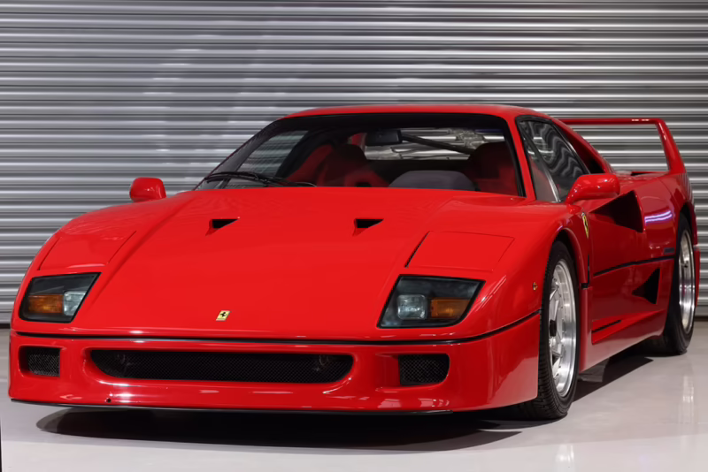 ¿Cuanto cuesta un Ferrari f40 del 1988?
