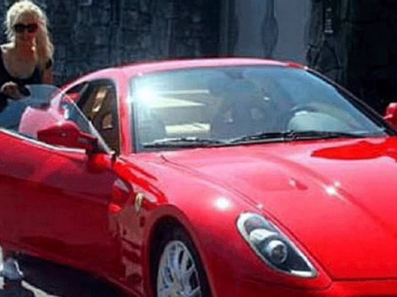 ¿Quién le regaló el auto a Wanda Nara?