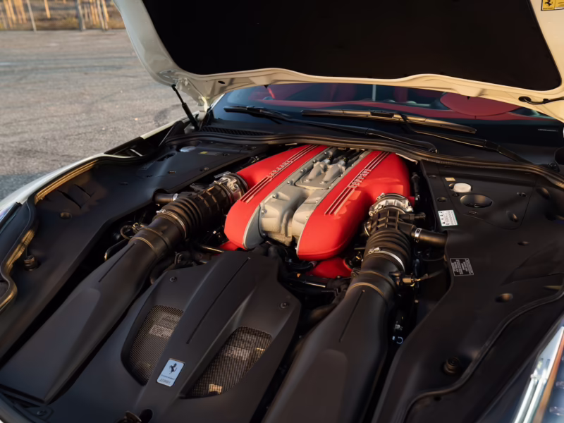 What engine does a Ferrari F12tdf have?