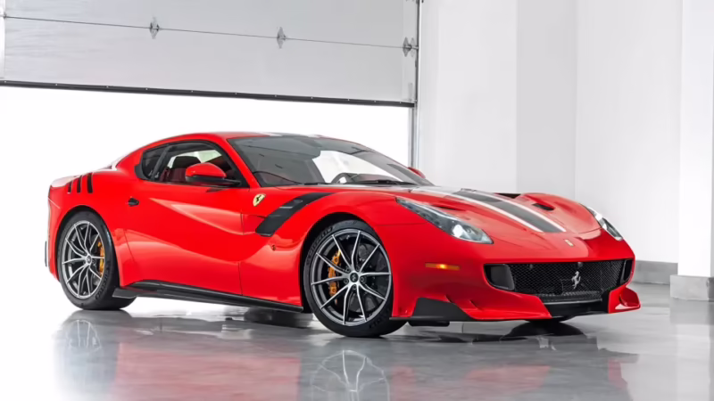 ¿Cuánto vale un Ferrari F12 TDF?