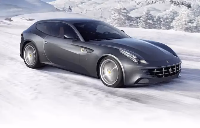 ¿Cuanto cuesta el Ferrari hatchback?