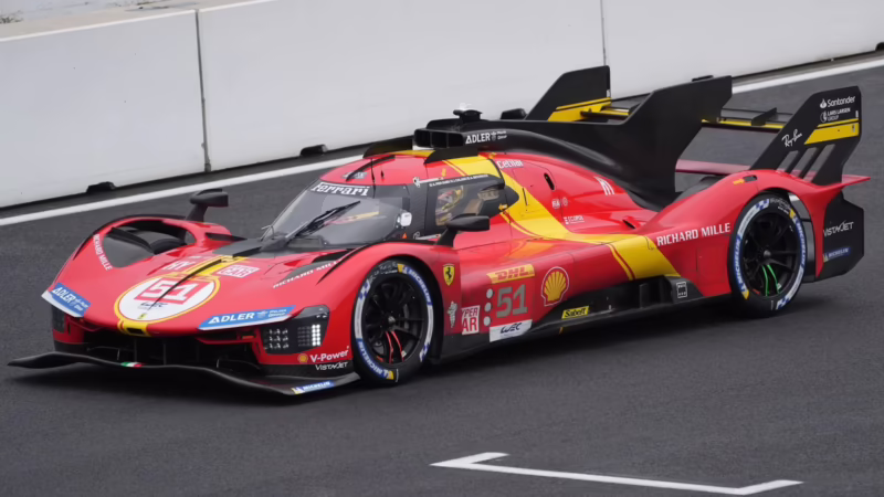 How many Ferrari 499P modificata were made?