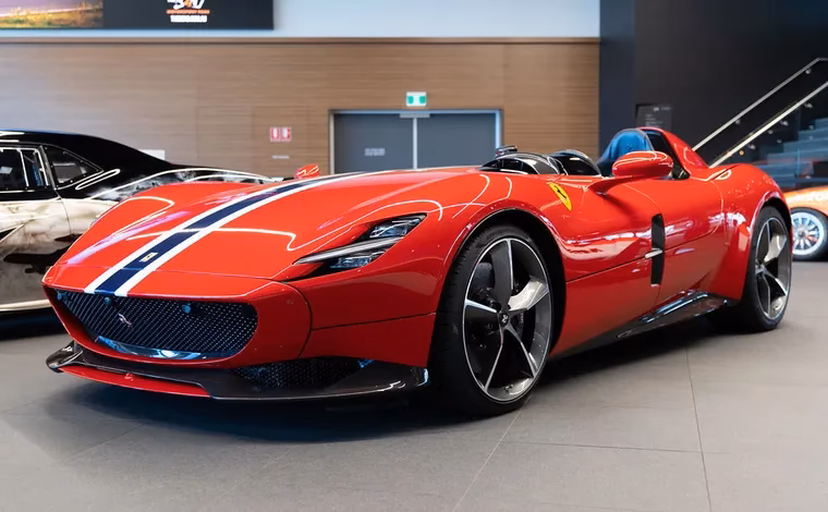¿Cuanto cuesta el Ferrari Monza SP 2?