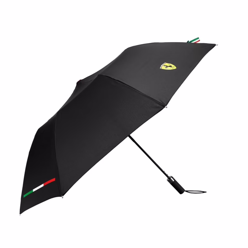 What umbrella do pro golfers use?