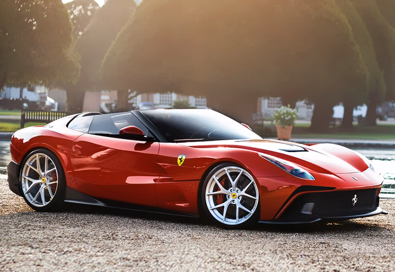 ¿Por qué el Ferrari de Maluma es único?