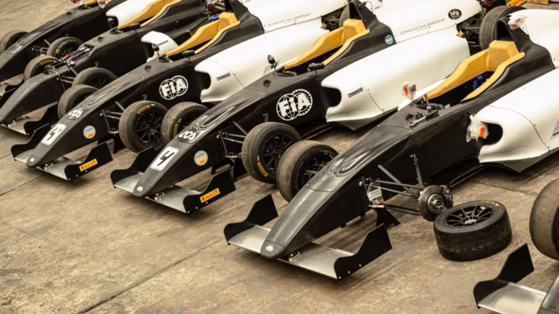 ¿Cuál es la diferencia entre F1 y F4?