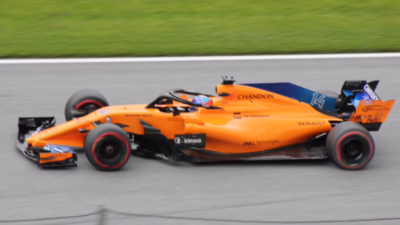 ¿Qué motor utilizó McLaren F1 en 2018?