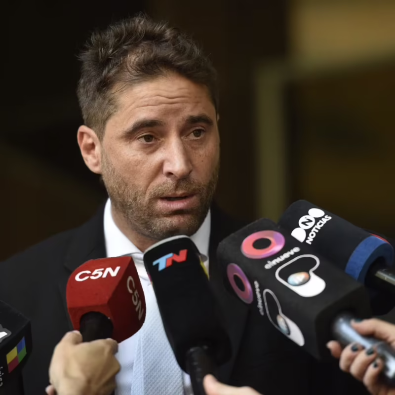 ¿Cómo se llama el ex fiscal general de la nación?