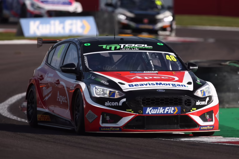 What is the spec of the BTCC Ford Focus?