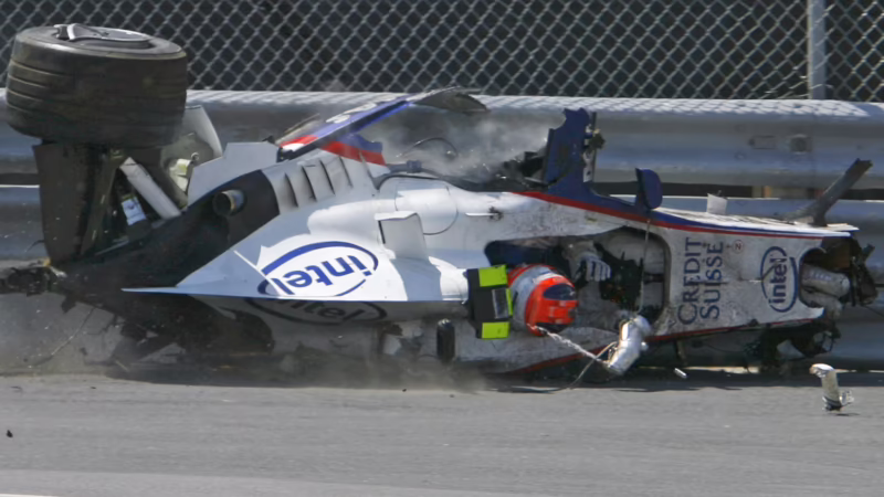 ¿Quién se estrelló en el Gran Premio de Canadá de 2007?