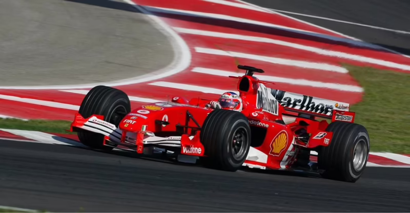 What car did Alonso drive in 2005?