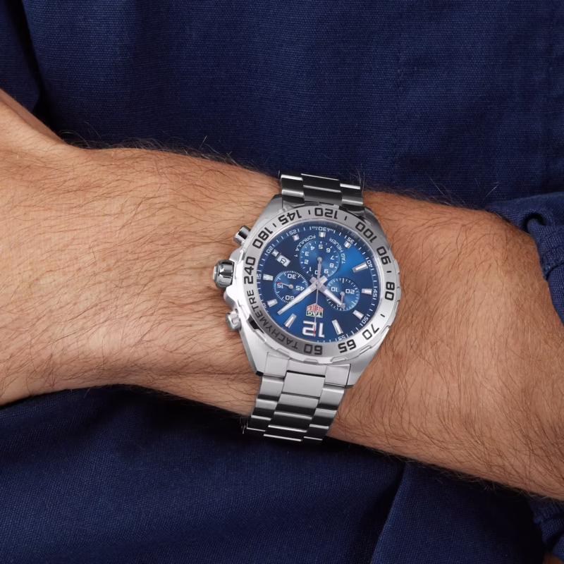 What size is TAG Heuer Formula 1 chronograph?