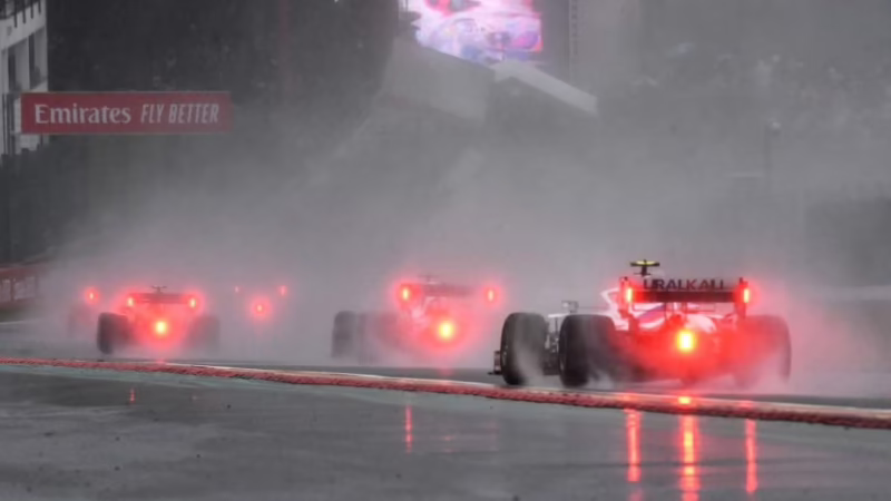 Why didn't F1 race in rain anymore?