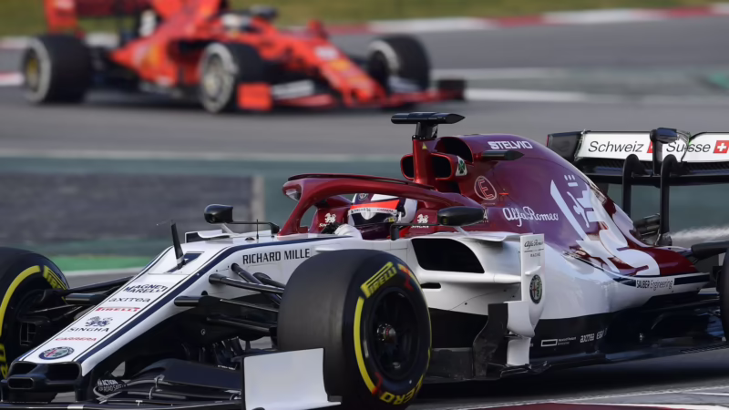 What tracks are in the F1 2019 game?