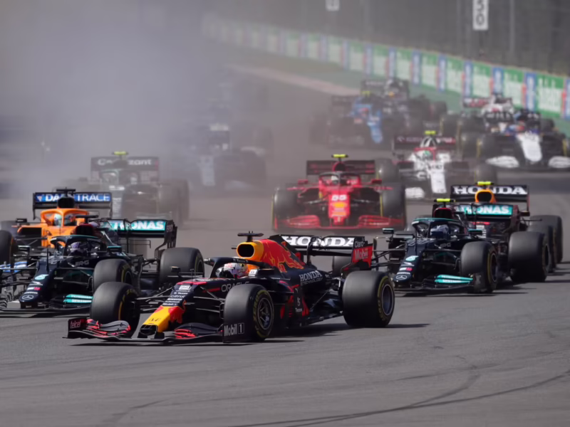 ¿Por qué la gente está tan interesada en la F1?