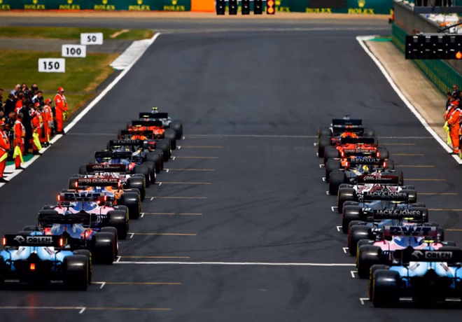 ¿Está F1 disponible en YouTube?