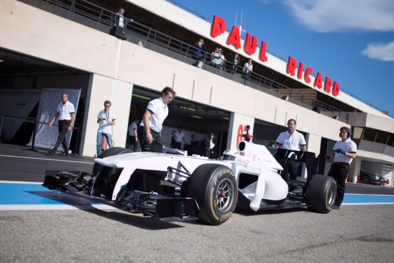 Where do F1 drivers go to school?