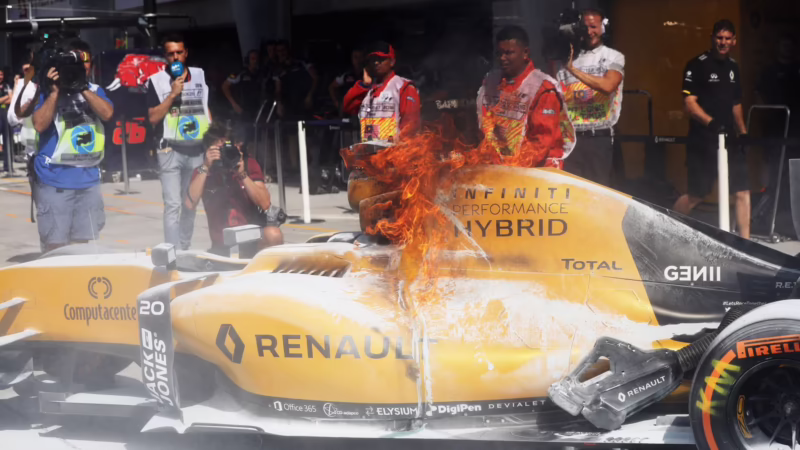 ¿Renault abandona F1?