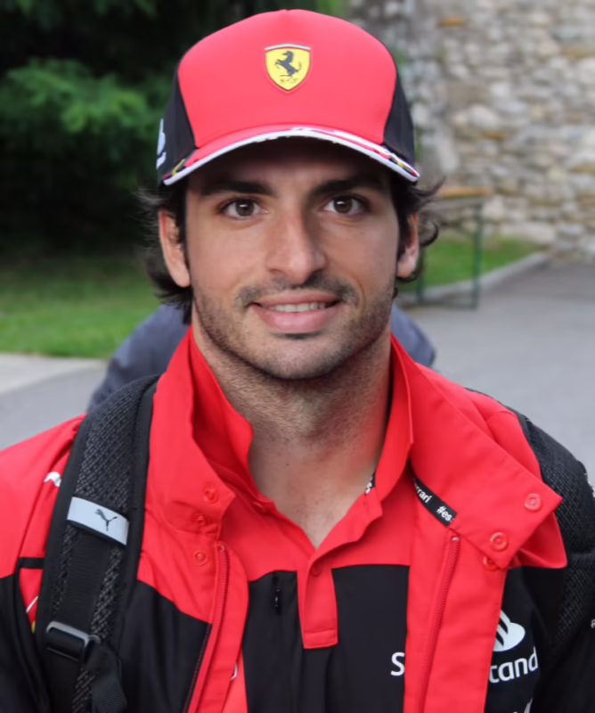 Why is Carlos Sainz leaving F1?