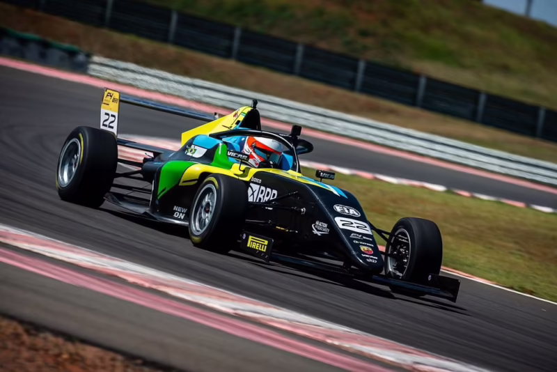 ¿La F4 corre en Brasil?