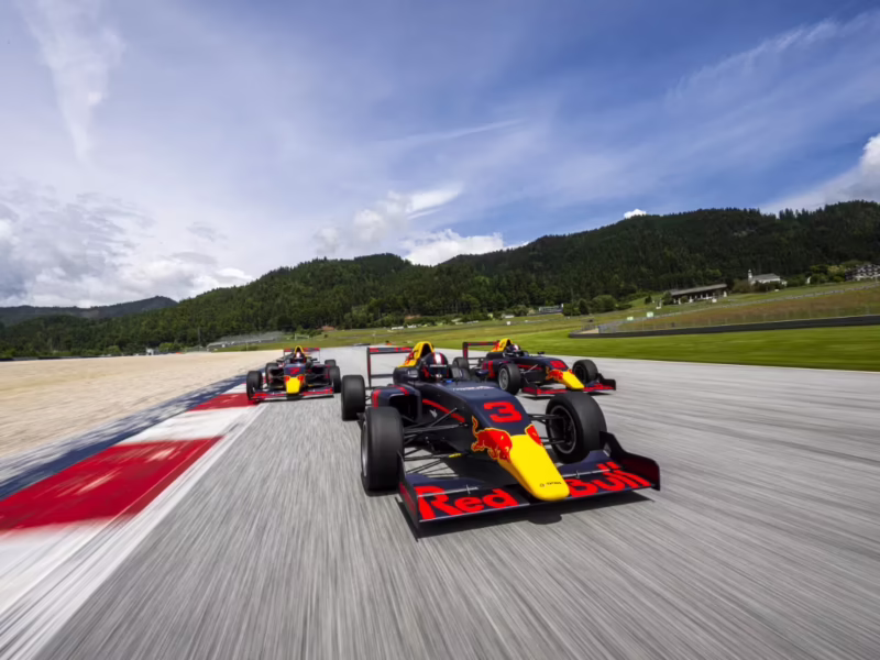 Can you pay to drive an F4 car?