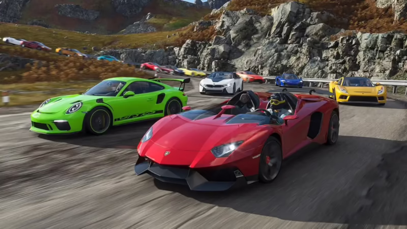 What are the loyalty rewards in Forza?