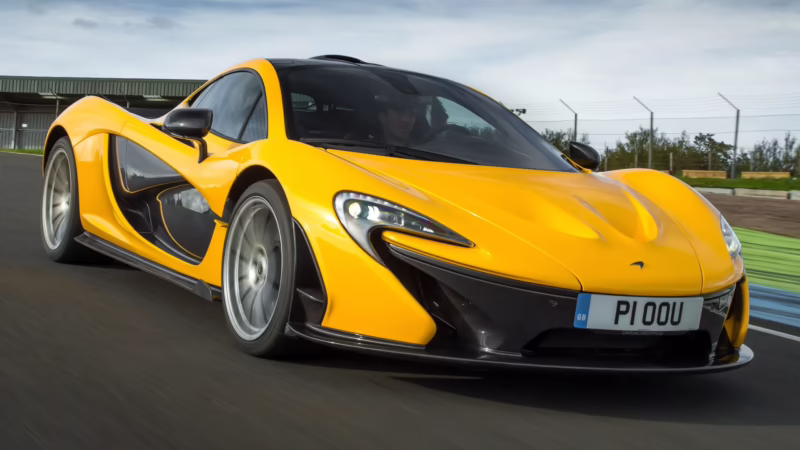 ¿Cuál es la velocidad máxima de un McLaren P1?