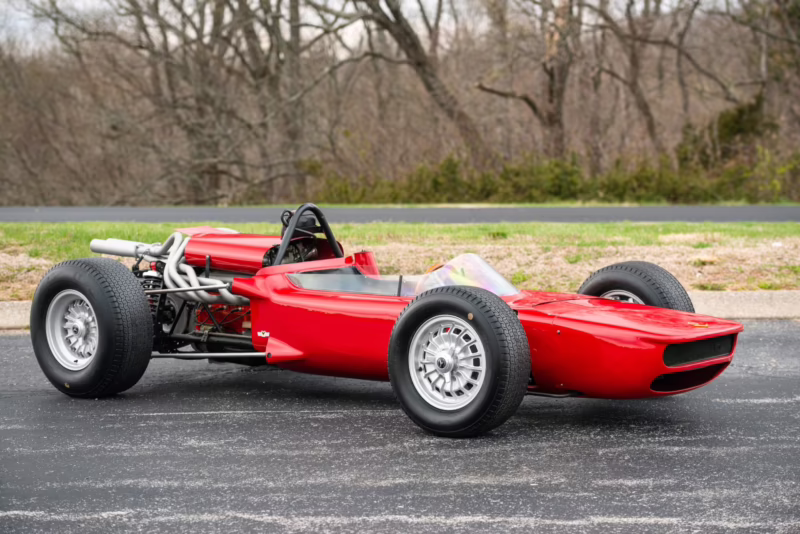 Who is Giotto Bizzarrini?