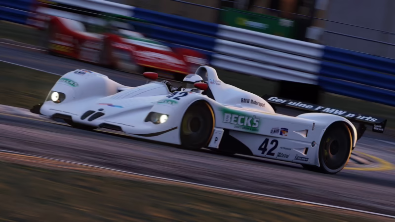 Can you race in Assetto Corsa?