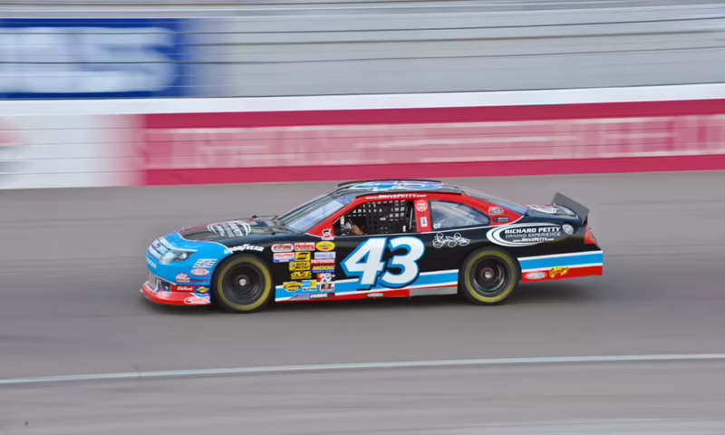 How old do you have to be for the Richard Petty driving experience?