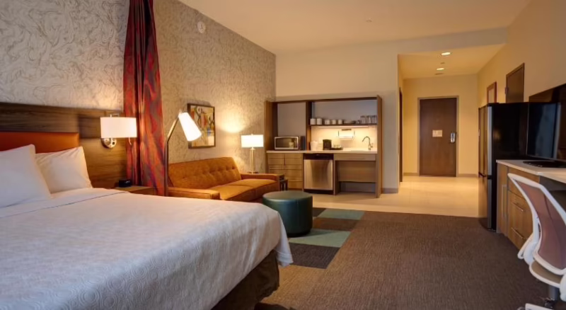 What is there to do at the NASCAR Hall of Fame?