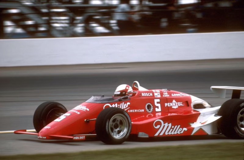 Why does IndyCar do a rolling start?